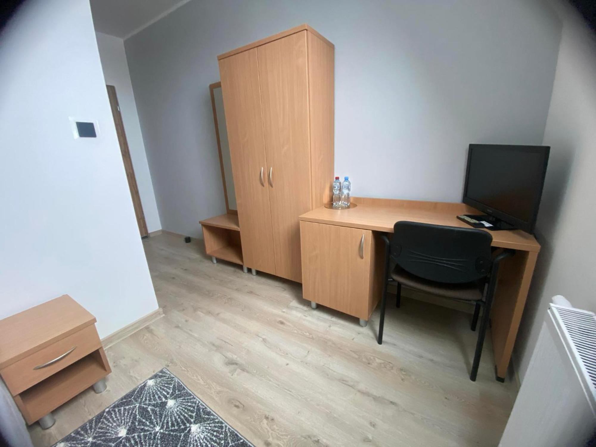 Hotel Milo - Noclegi Bartoszyce Exteriör bild
